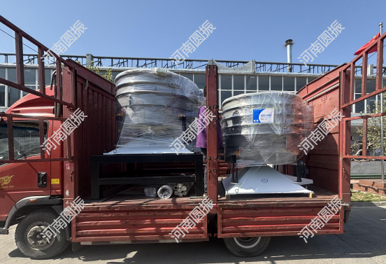 山東省2臺搖擺篩裝車，今日發貨